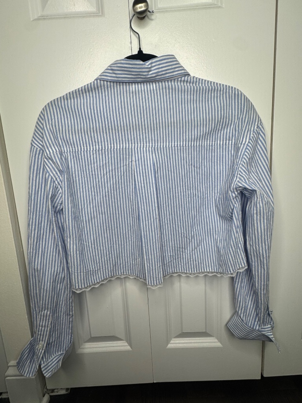 Cropped button down - Picture 4 of 4